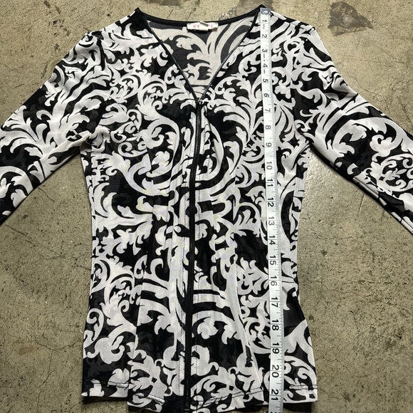 Agaci y2k sheer top full zip up size M tribal paisley print black and white - Picture 8 of 8